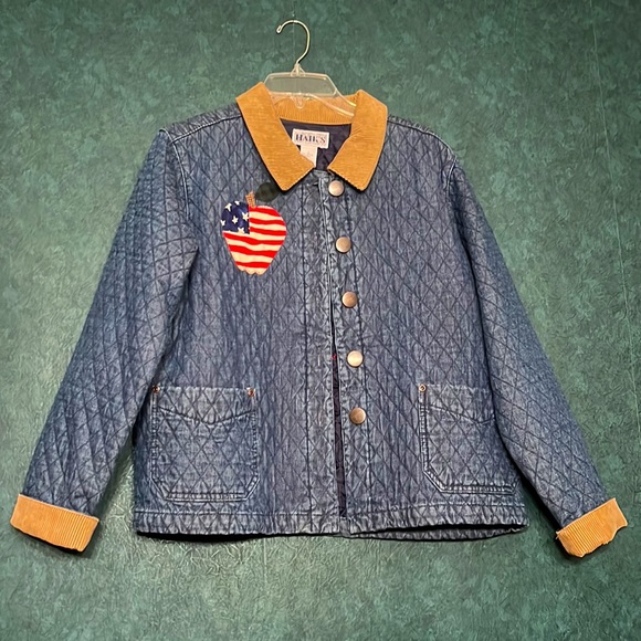 Vintage Quilted Jean Barn Jacket with Corduroy Trim and Apple Appliqués - Large - Picture 9 of 9